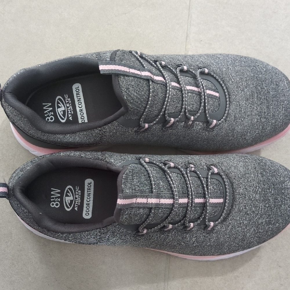 Avia Women's Sneakers in Charcoal and Blush